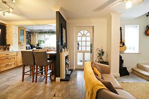 Kitchen / Reception Room- click for photo gallery